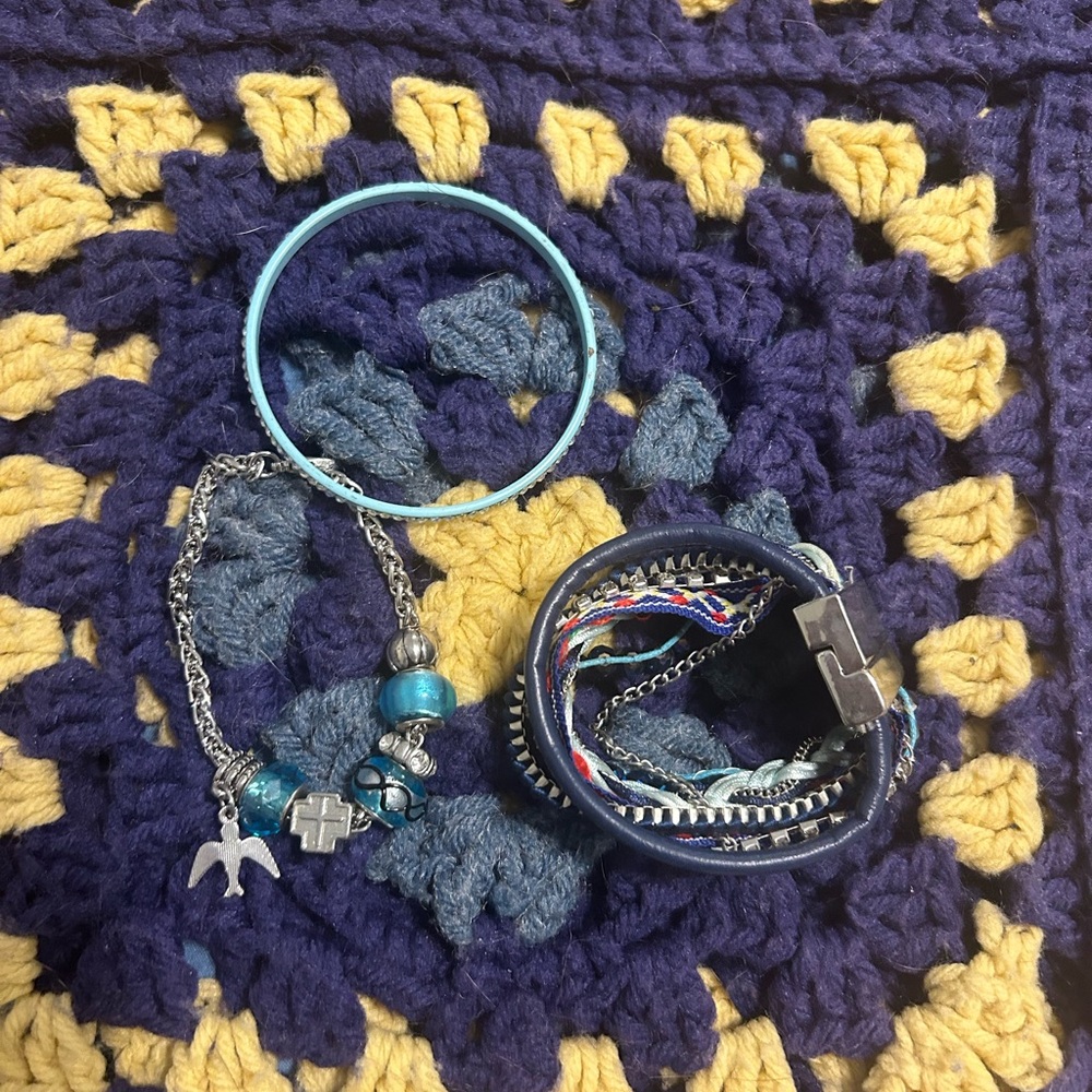 Blue and Silver Women's Accessory Set